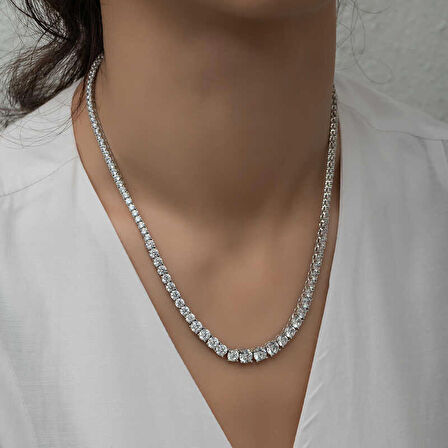 Ebuz Gümüş Süzme Beyaz Taşlı Su Yolu Kadın Kolye