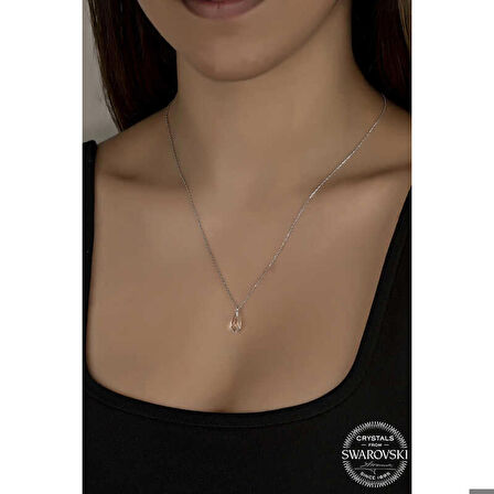 Ebuz Swarovski Crystal Taşlı Drop Kesim Gümüş Kadın Kolye