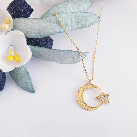 Ebuz Gümüş Gold Ay Yıldız Kadın Kolye