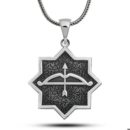 Ebuz ​Gümüş Ok Yay İşlemeli Sekizgen Tasarım Kolye