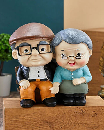 Sevimli Yaşlı Çift Biblo – Romantik Dekoratif Ev & Ofis Süsü | Polyresin El Yapımı Hediyelik Figür