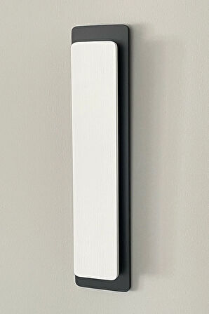 Ahşap Pilli Aplik Duvar Aydınlatması (SİYAH - BEYAZ) Günışığı - 1 Adet