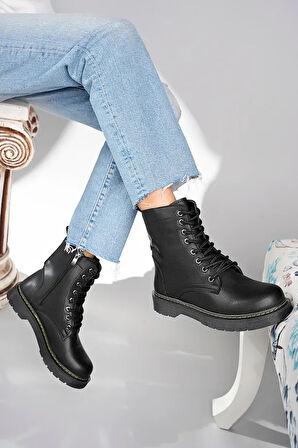 EK 17 Kadın Postal Bot