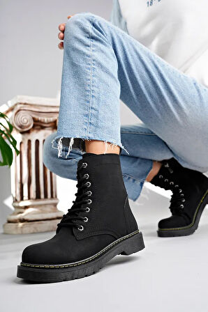 EK 17 Kadın Postal Bot