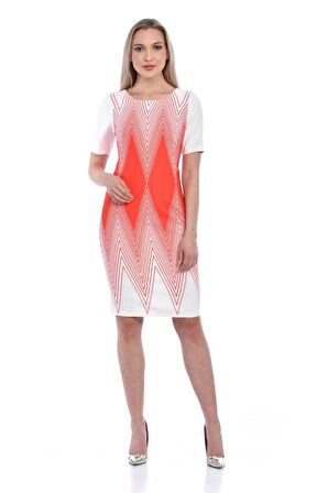 Kısa Kol Yuvarlak Yaka Kırmızı Piramit Desen Beyaz Kadın Elbise