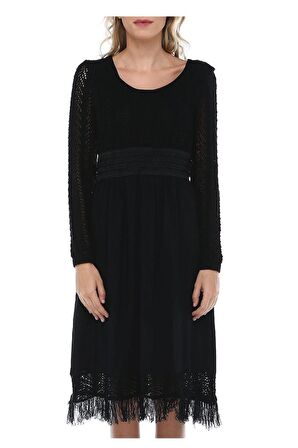 Kuş Gözlü Saçaklı Siyah Triko Kadın Elbise