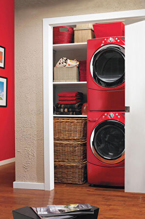 Parlak Kırmızı Yapışkanlı Kaplama Folyosu 122 CM X 8 MT