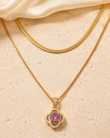 Elif'in Concept Çiçekli Kolye Gold Çelik Pembe Taşlı Yılan Zincir