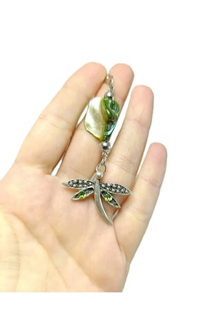 Yeşil Parlak Taşlı Metal Yusufçuk Araba Dikiz Ayna Süsü, Yeşil Sedef Boncuklu Yeni Araba Hediyesi