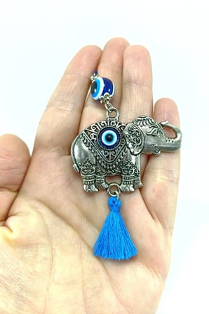 Lacivert Nazar Boncuğu Püsküllü Metal Fil  Araba Dikiz Ayna Süsü/ Yeni Araba Hediyesi