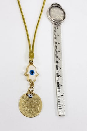 Beyaz Hamse Detaylı Gold Renkli Metal Ayetel Kürsi Araba Dikiz Ayna Süsü, Yeni Araba Hediyesi