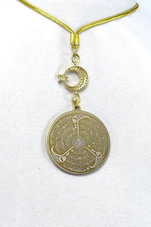 Gold Parlak Taşlı Ay Yıldızlı Çelik Çift Taraflı Ayetel Kürsi/Felak Nas İhlas Araba Dikiz Ayna Süsü