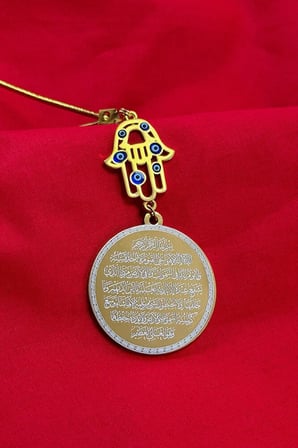 Altın Kaplama Hamse Fatıma Ana Eli Çift Taraflı Ayetel Kürsi, Felak Nas Ihlas Dikiz Ayna Süsü