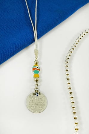 Renkli Mineli Balık Figürlü Metal Ayetel Kürsi Araba Dikiz Ayna Süsü