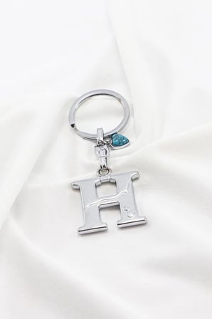Firuze Taşlı Kalpli Gümüş Renkli Metal H Harfi Anahtarlık / Harfli Çanta Süsü