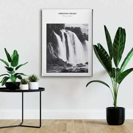 Thriving Heart Dekoratif Kanvas Duvar Tablosu