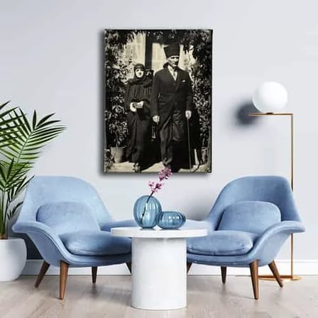 Makbule Hanim ve Atatürk Dekoratif Kanvas Duvar Tablosu