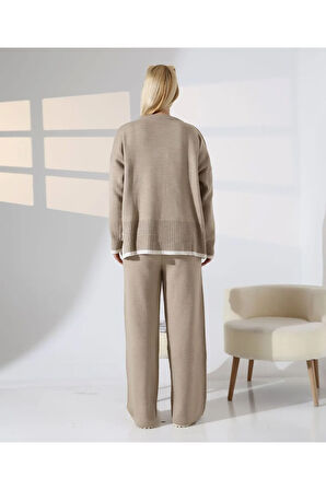 Modern Dokunuş Çizgi Detay Triko Takım