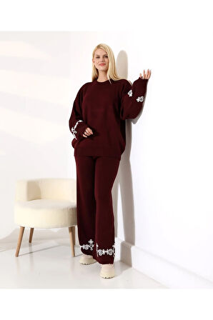 Nakış Detaylı Dokuma Triko Takım