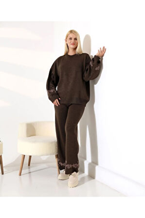 Nakış Detaylı Dokuma Triko Takım