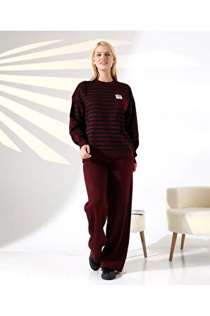 Cep Detaylı Çizgili Triko Takım