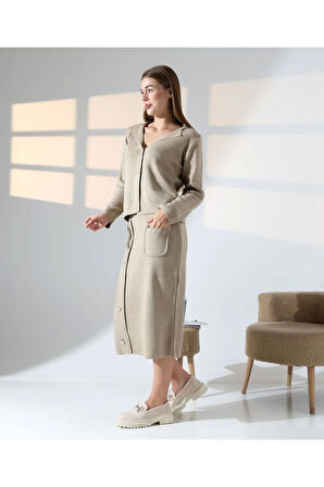 Düğme Detaylı Şık Etekli Triko Takım