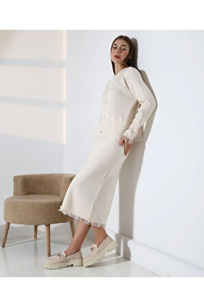 Püskül ve Düğme Detaylı Triko Etek Takım