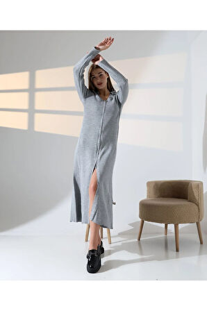 Fermuar Detaylı Polo Yaka Triko Elbise