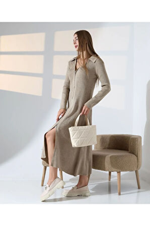 Fermuar Detaylı Polo Yaka Triko Elbise