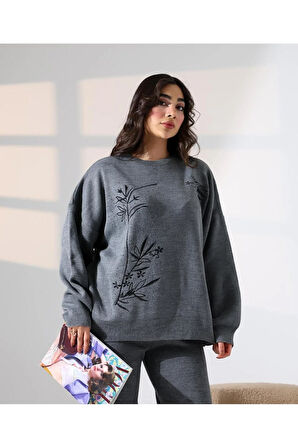 Doğanın Zarafeti Taş İşlemeli Triko Takım