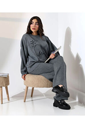 Doğanın Zarafeti Taş İşlemeli Triko Takım