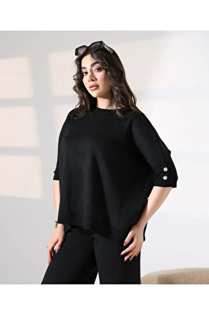 Zarif Dokunuş Düğme Detaylı Triko Takım