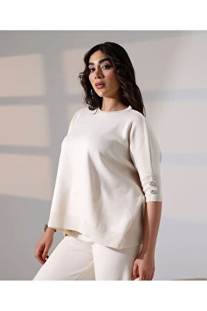 Zarif Dokunuş Düğme Detaylı Triko Takım