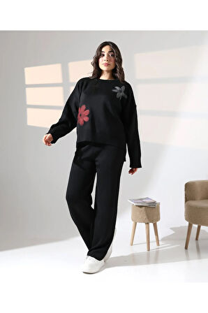 İşleme Detaylı Casual Triko Takım