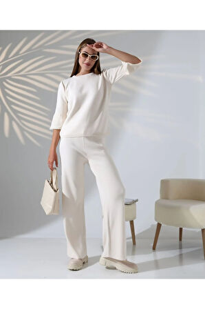 İnci Volanlı Kol Detaylı Triko Takım
