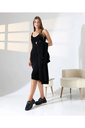 Zamansız Stil: Uzun Triko Hırka ve Elbise İkilisi