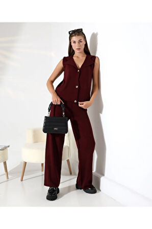 Parlak Düğmeli Şık Yelekli Triko Takım