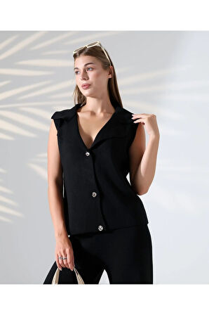 Parlak Düğmeli Şık Yelekli Triko Takım