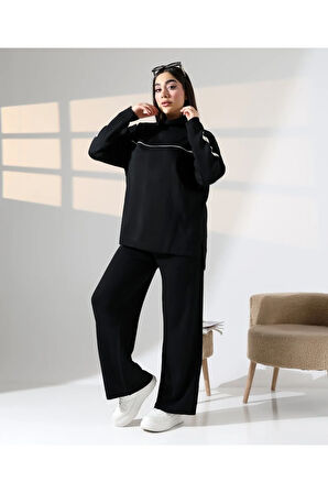Sportif Şerit Detaylı Triko Takım