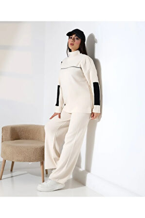 Sportif Şerit Detaylı Triko Takım