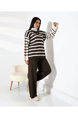 Fermuarlı Yaka Çizgili Sportif Triko Takım