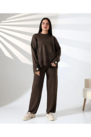 Rahat Kalıp Kol Detaylı Triko Takım