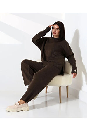 Rahat Kalıp Kol Detaylı Triko Takım