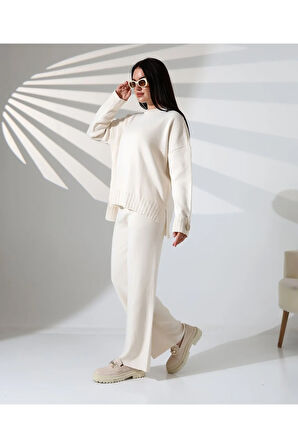 Rahat Kalıp Kol Detaylı Triko Takım