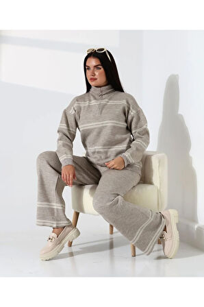 Yaka Fermuarlı Şeritli Basic Triko Takım