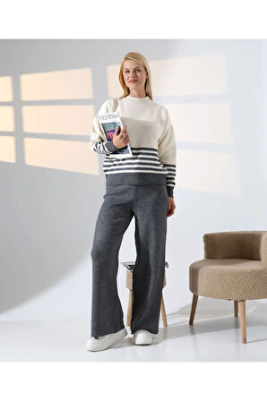 Asil Çizgili ve Düz Renk Triko Takım
