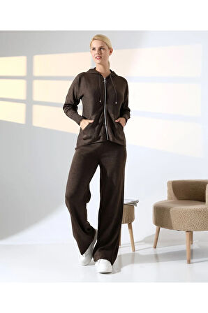 Spor Şıklığı Kapüşonlu Triko Takım