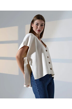 Düğme Detaylı Asimetrik Triko Bluz