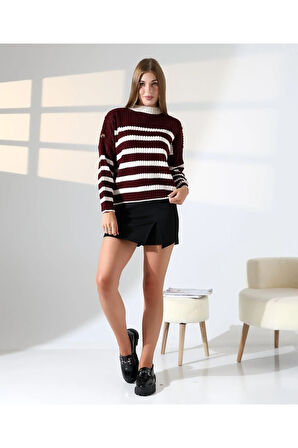 Zarif Düğme Detay Çizgili Triko Kazak