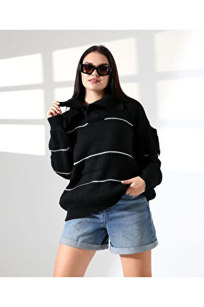 Yaka Düğmeli Ajurlu Triko Kazak